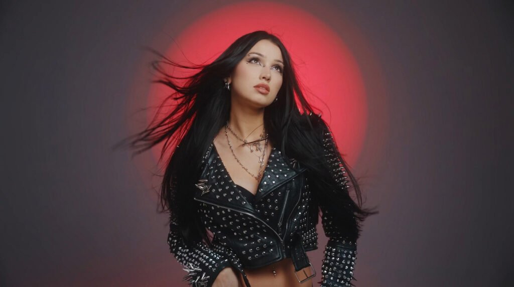 Daria Zaritskaya in NOAPOLOGY On The Edge official music video