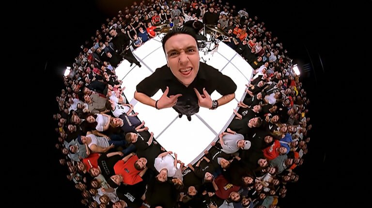 Papa Roach Last Resort official music video fisheye crowd scene